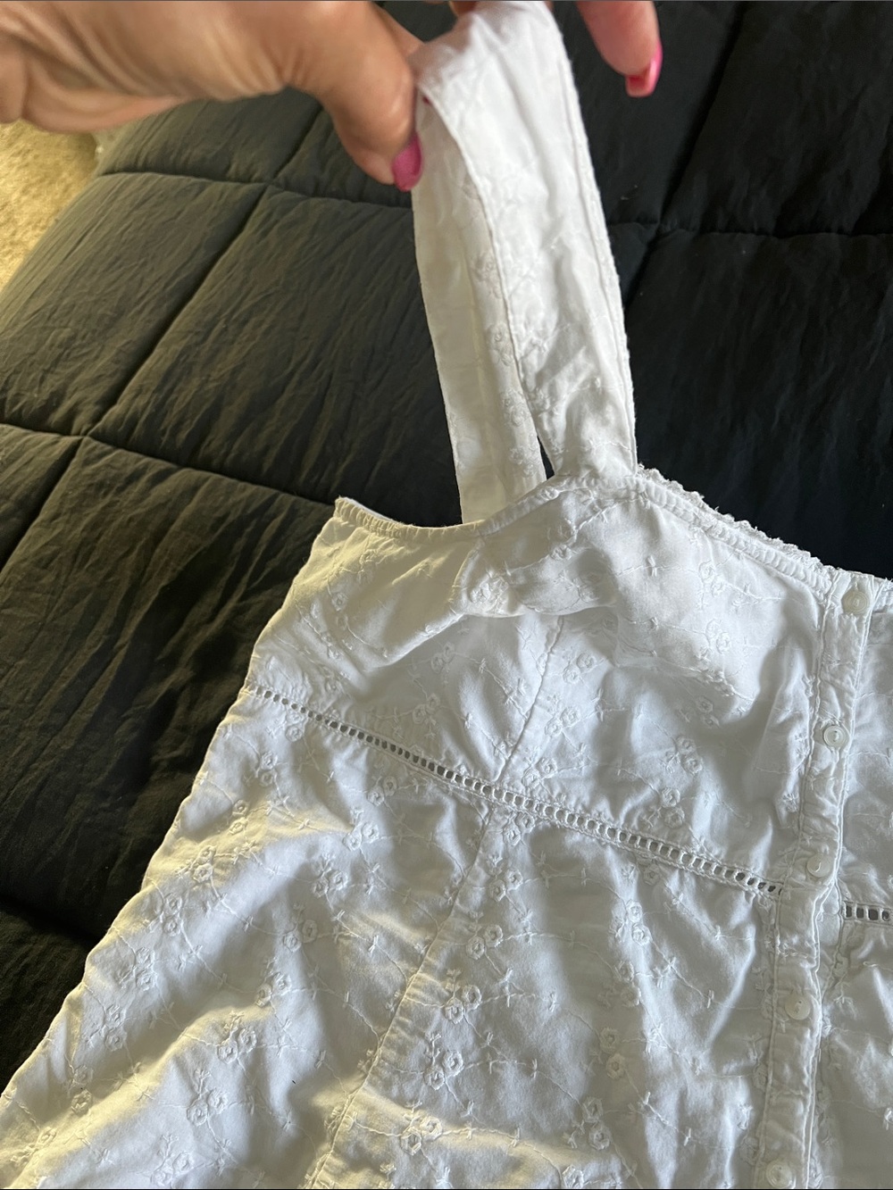 St. John's Bay White Eyelet Camisole Top - Picture 7 of 7
